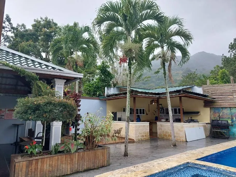 Villa Con Hermosa Vista A Las Montanas A Pasos Del Rio @Drvacationsrental Bonao